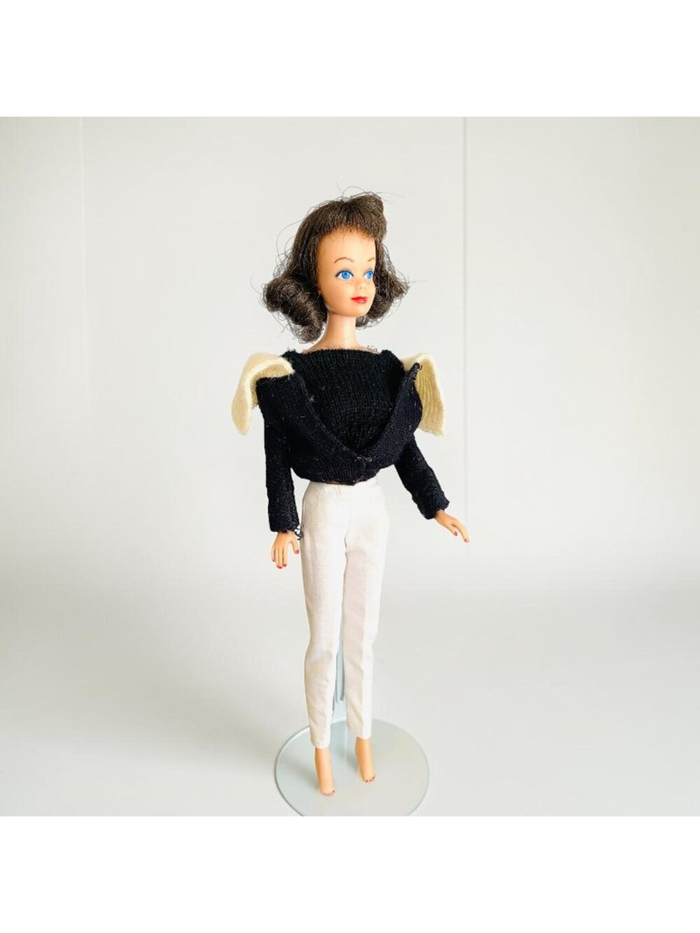 Vintage 1960s Mattel Midge Doll #860 – Brunette Flip Hair – Freckles & Blue Eyes